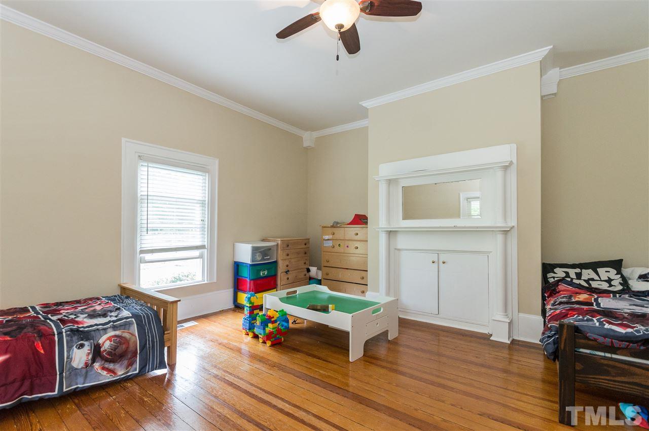 2212 Dorety Place Raleigh, NC 27604 - Photo 5 of 25 Gallery Image 5