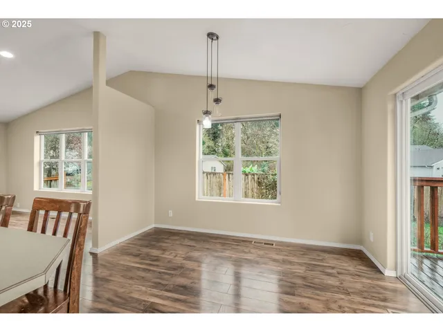 $360,000 | 1780 Grape Court, Sweet Home, OR 97386