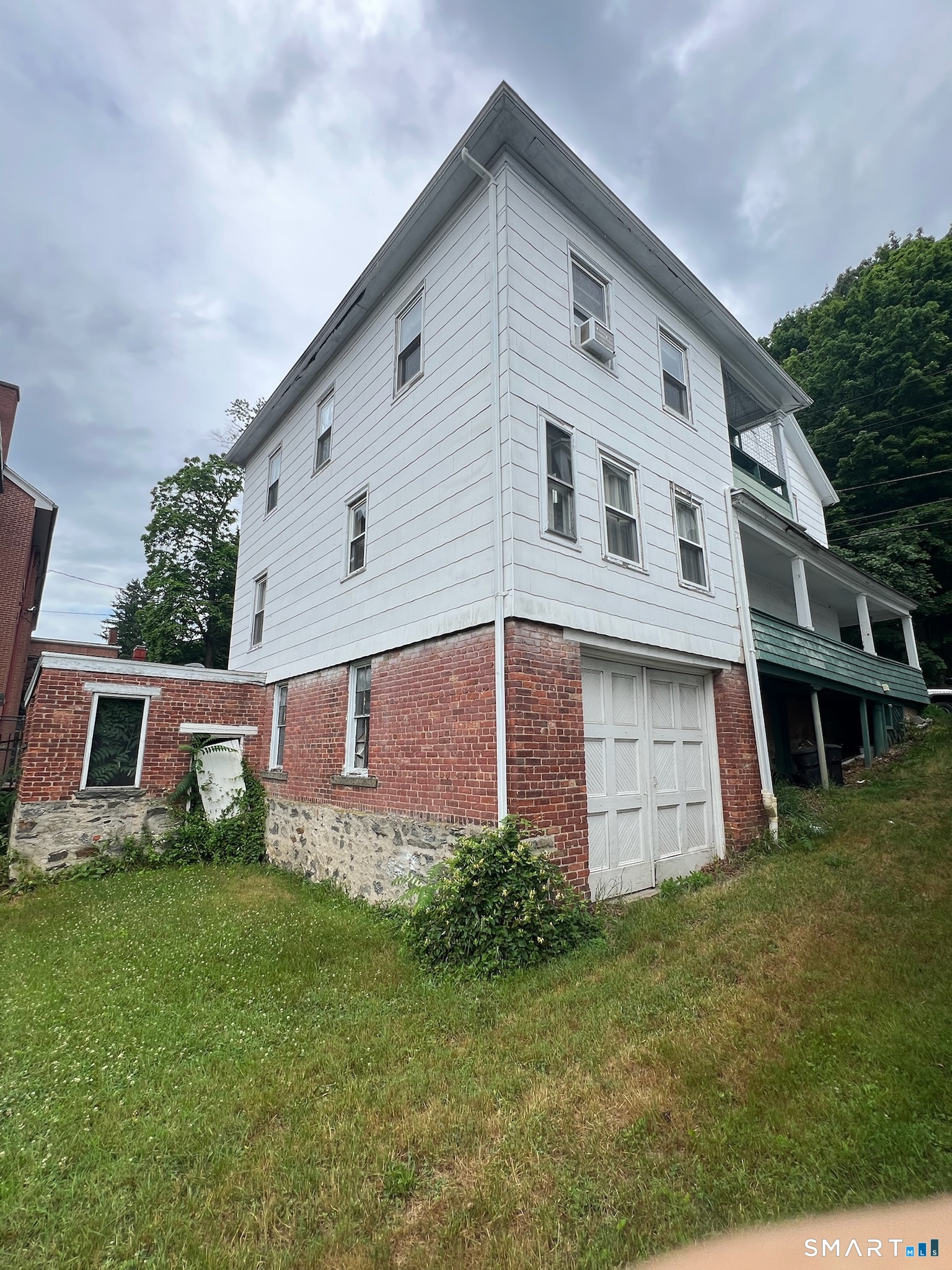 70 Bank Street Derby, CT 06418 - Photo 5 of 6 Gallery Image 5