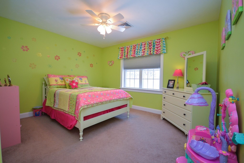 264 Boston Road Sutton, MA 01590 - Photo 25 of 30