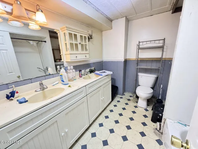 $100,000 | 1379 Evergreen Avenue, Rotterdam, NY 12306