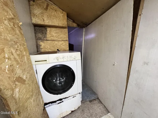 $100,000 | 1379 Evergreen Avenue, Rotterdam, NY 12306