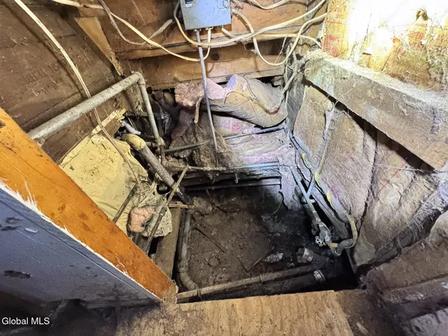 $100,000 | 1379 Evergreen Avenue, Rotterdam, NY 12306