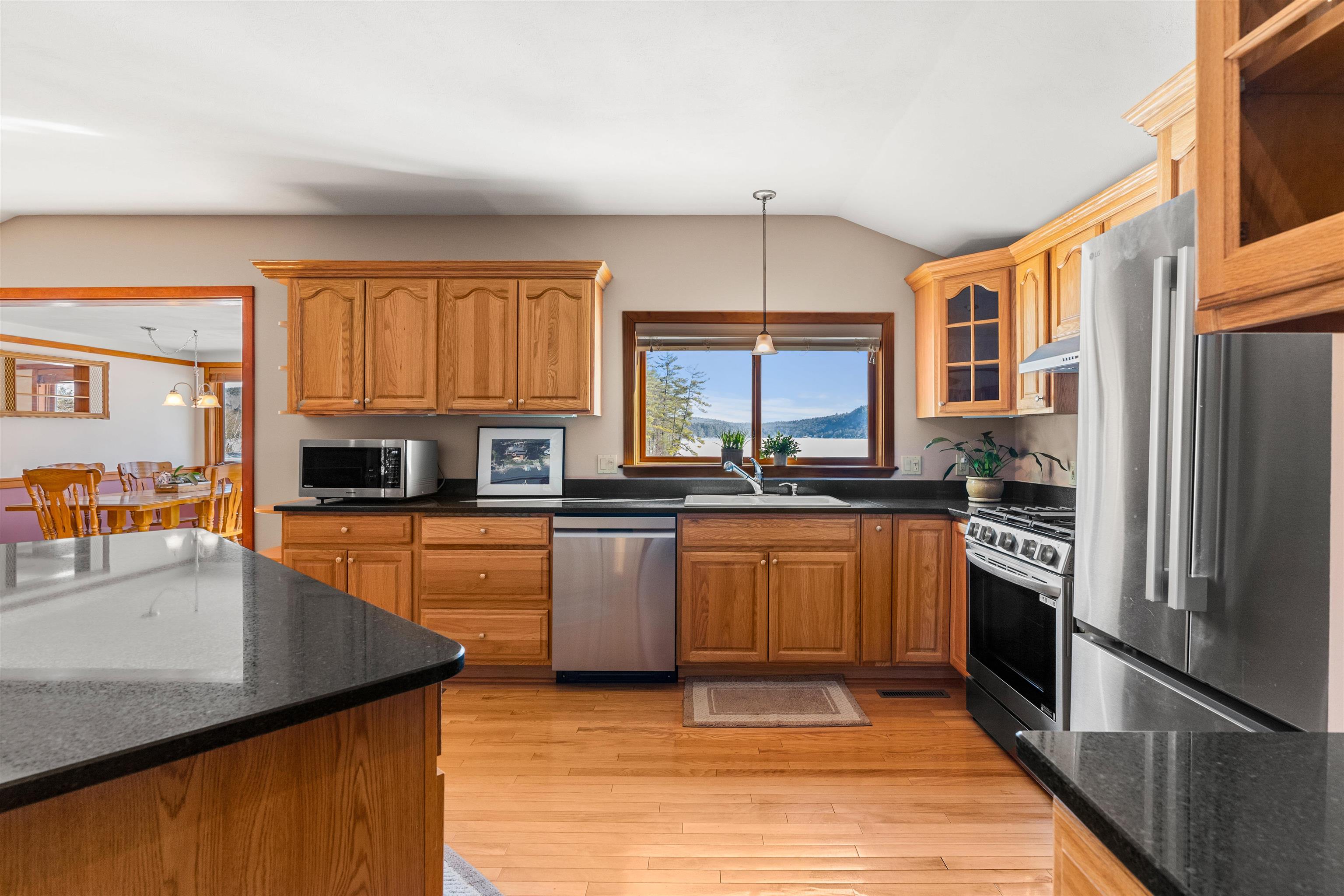 39 North Shore Road New Durham, NH 03855 - Photo 19 of 59