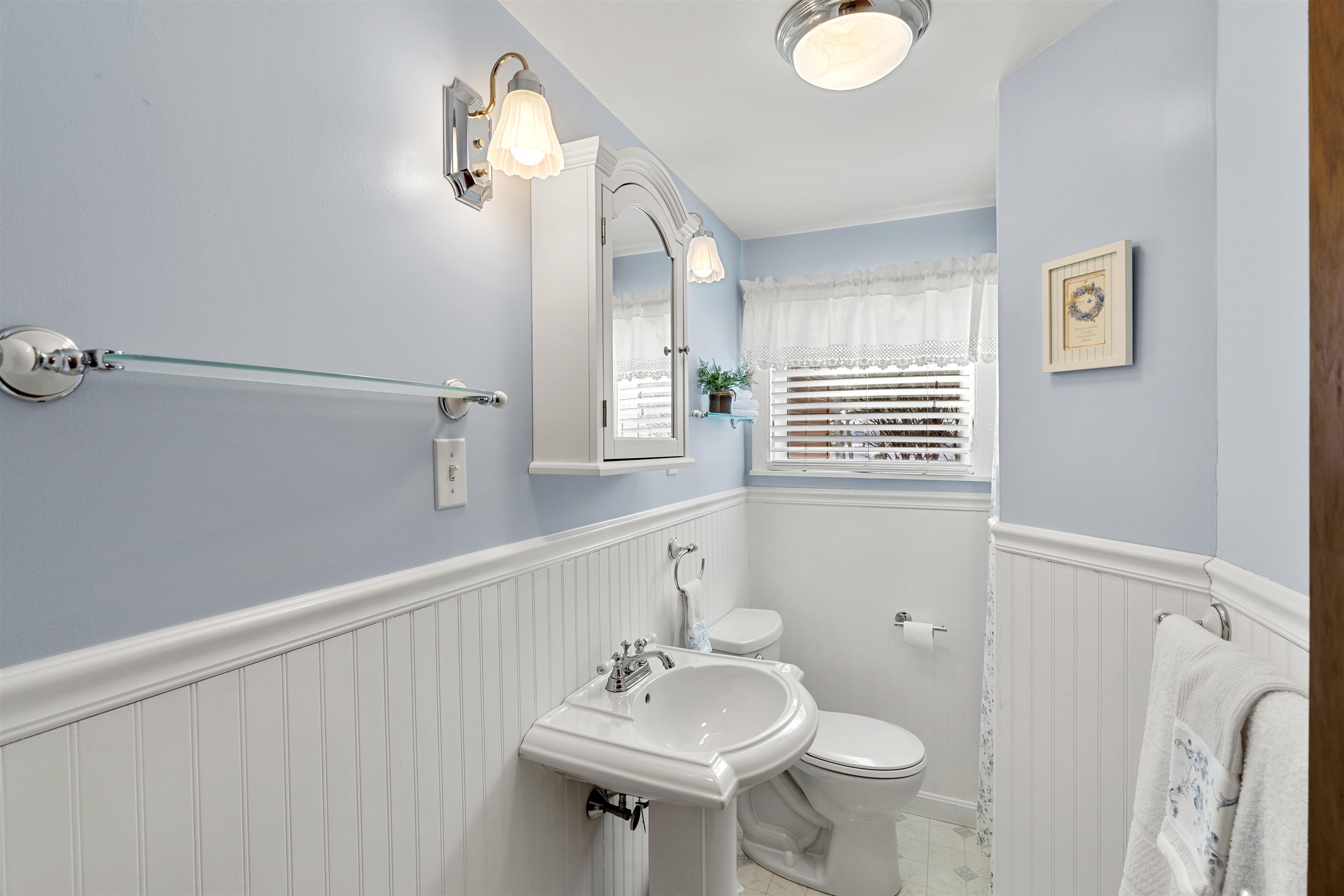 39 North Shore Road New Durham, NH 03855 - Photo 24 of 59