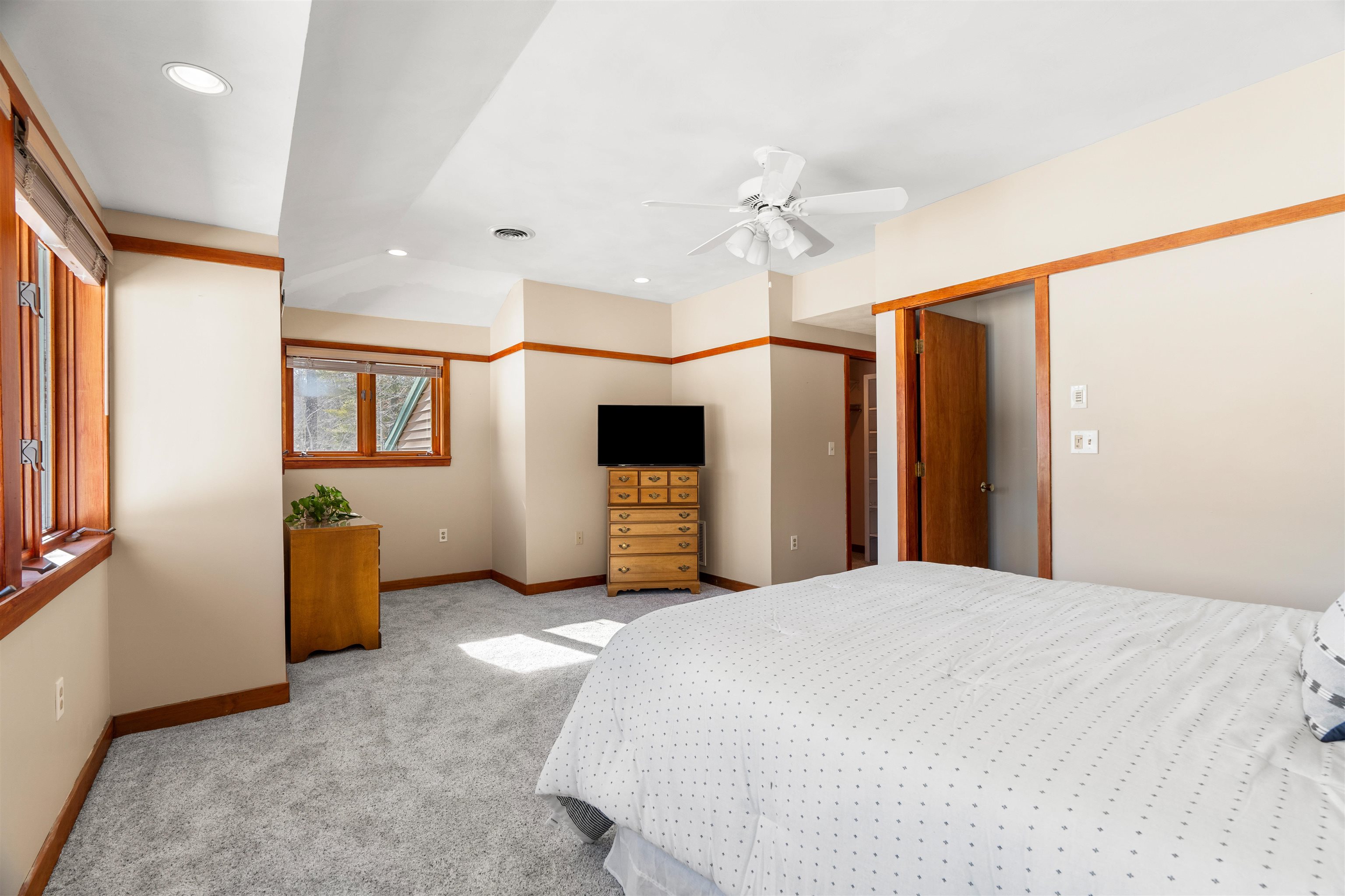 39 North Shore Road New Durham, NH 03855 - Photo 36 of 59