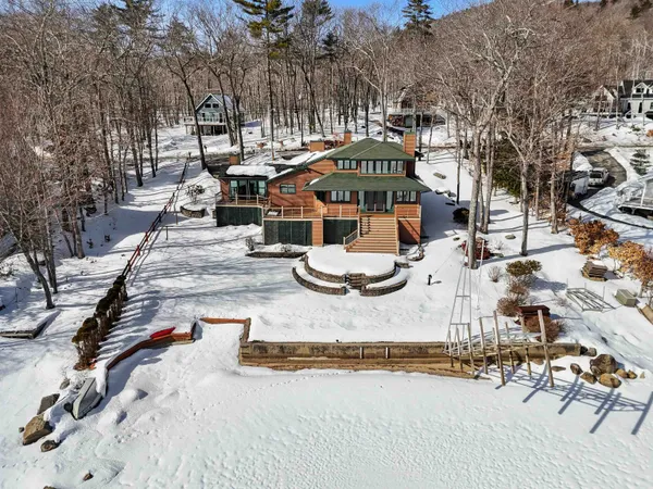 $2,049,000 | 39 North Shore Road, New Durham, NH 03855