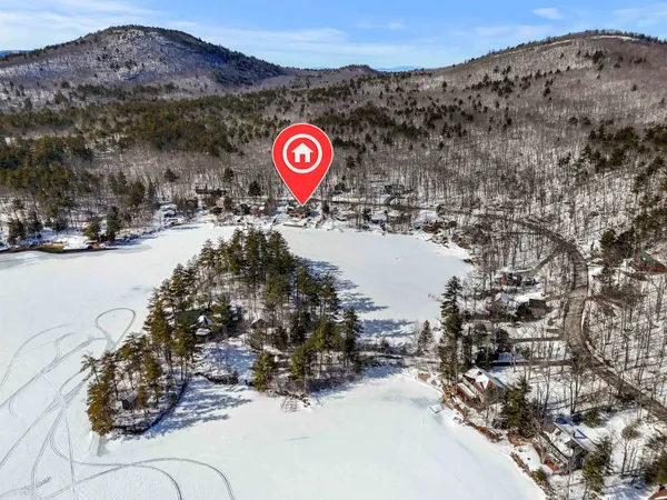 $2,049,000 | 39 North Shore Road, New Durham, NH 03855
