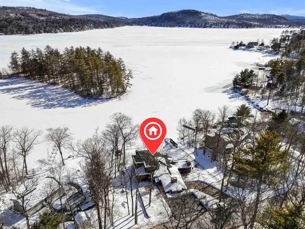 $2,049,000 | 39 North Shore Road, New Durham, NH 03855