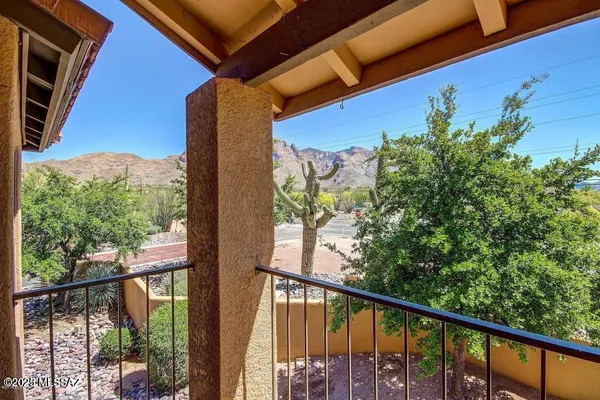 $1,900 | 6651 North Campbell Avenue, Unit 281, Tucson, AZ 85718