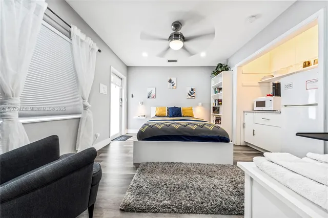 $999,000 | 1400 Northeast 14th Street, Fort Lauderdale, FL 33304