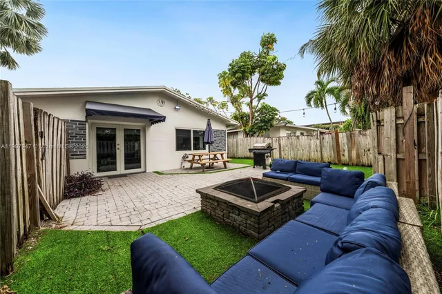 $999,000 | 1400 Northeast 14th Street, Fort Lauderdale, FL 33304