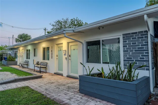 $999,000 | 1400 Northeast 14th Street, Fort Lauderdale, FL 33304