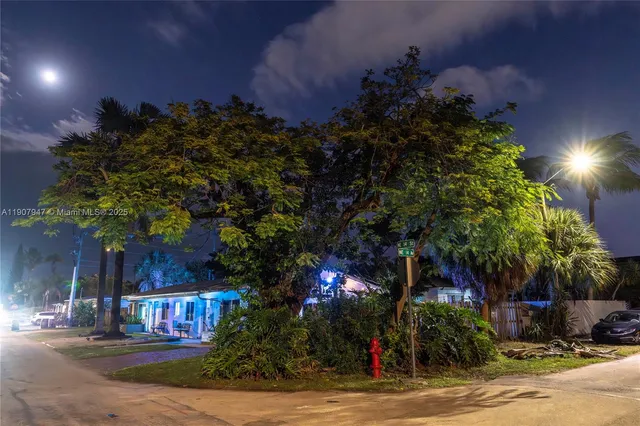 $999,000 | 1400 Northeast 14th Street, Fort Lauderdale, FL 33304