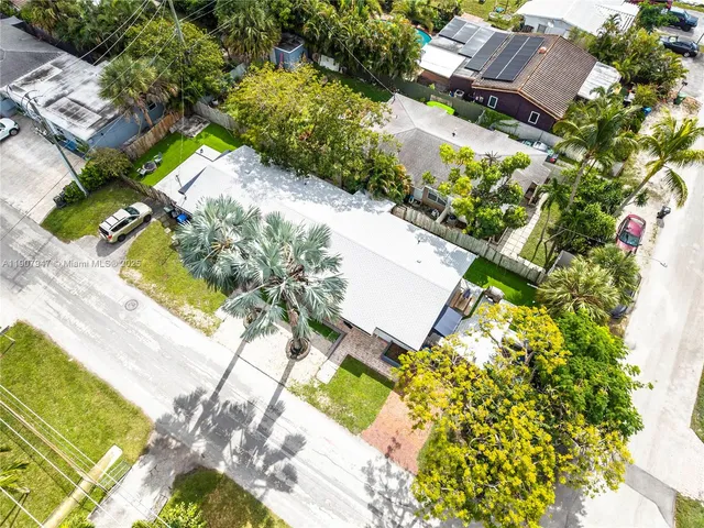 $999,000 | 1400 Northeast 14th Street, Fort Lauderdale, FL 33304