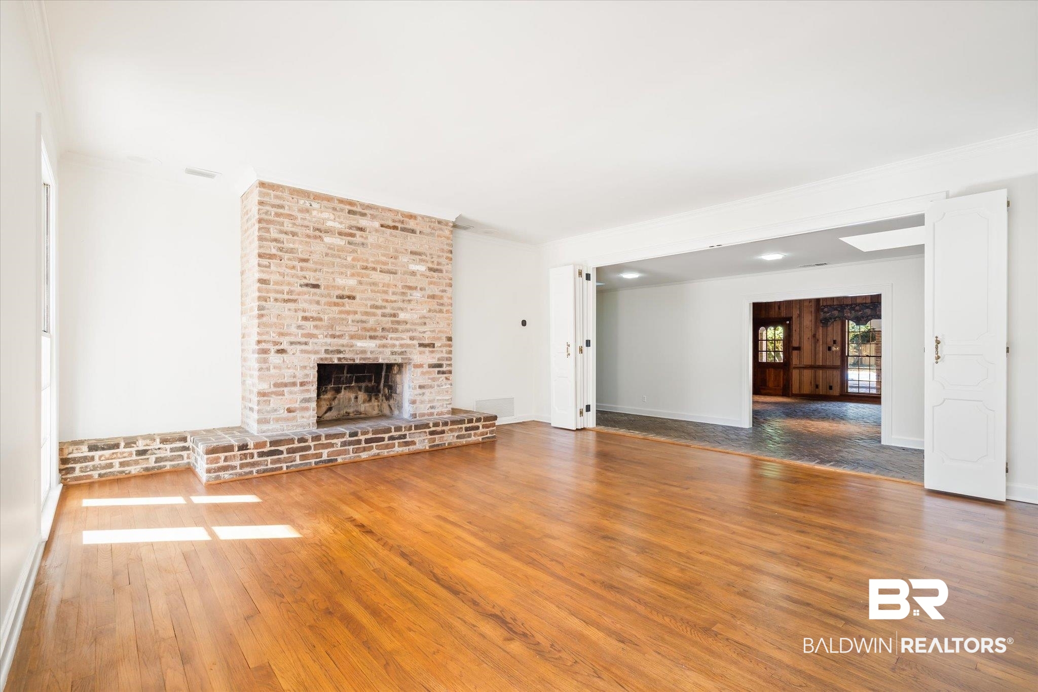 111 East Carmel Drive Mobile, AL 36608 - Photo 5 of 50