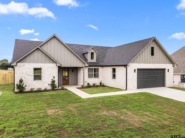 $405,000 | 15362 County Road 1100, Tyler, TX 75703