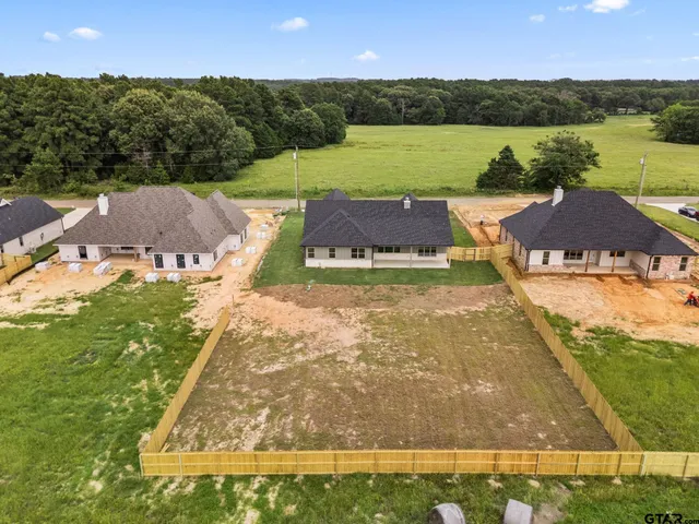 $405,000 | 15362 County Road 1100, Tyler, TX 75703