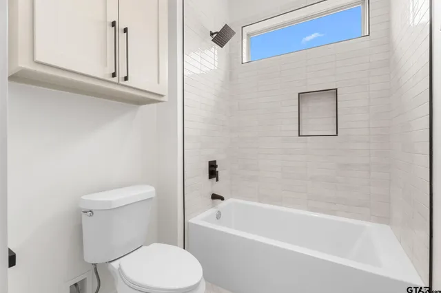 $405,000 | 15362 County Road 1100, Tyler, TX 75703