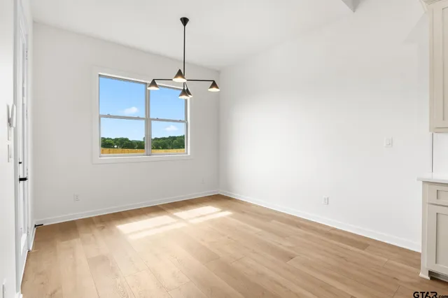 $405,000 | 15362 County Road 1100, Tyler, TX 75703