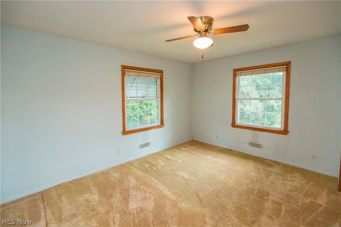 15142 Drake Road Strongsville, OH 44136 - Photo 14 of 25