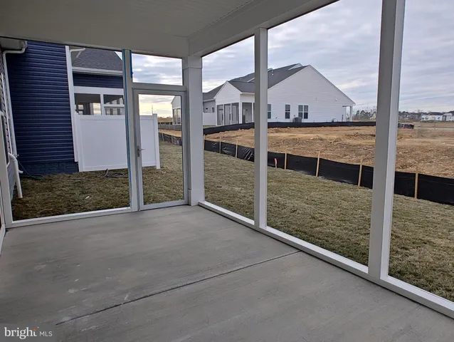 a view of livingroom with an outdoor space