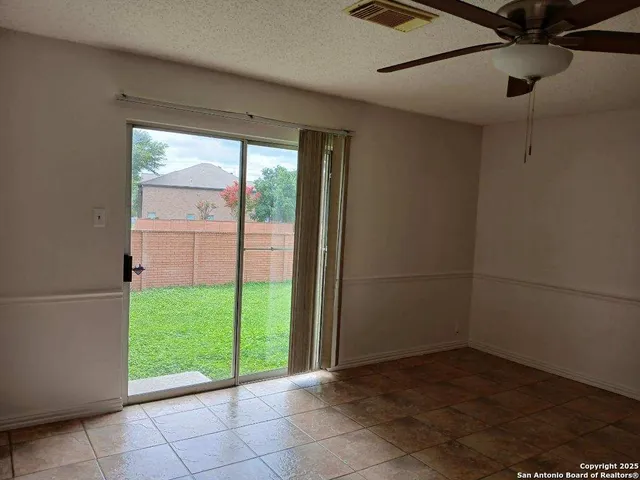 $1,625 | 5146 Erickson Bluff, San Antonio, TX 78247