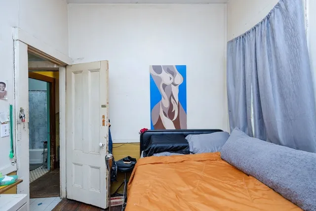 $1,000,000 | 495 Warren Street, Boston, MA 02121