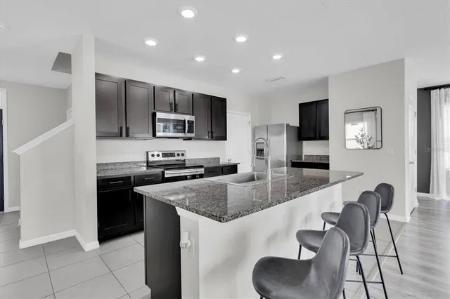 $2,800 | 7543 Tuscan Bay Circle, Wesley Chapel, FL 33545