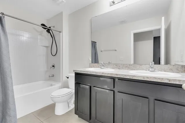 $2,800 | 7543 Tuscan Bay Circle, Wesley Chapel, FL 33545