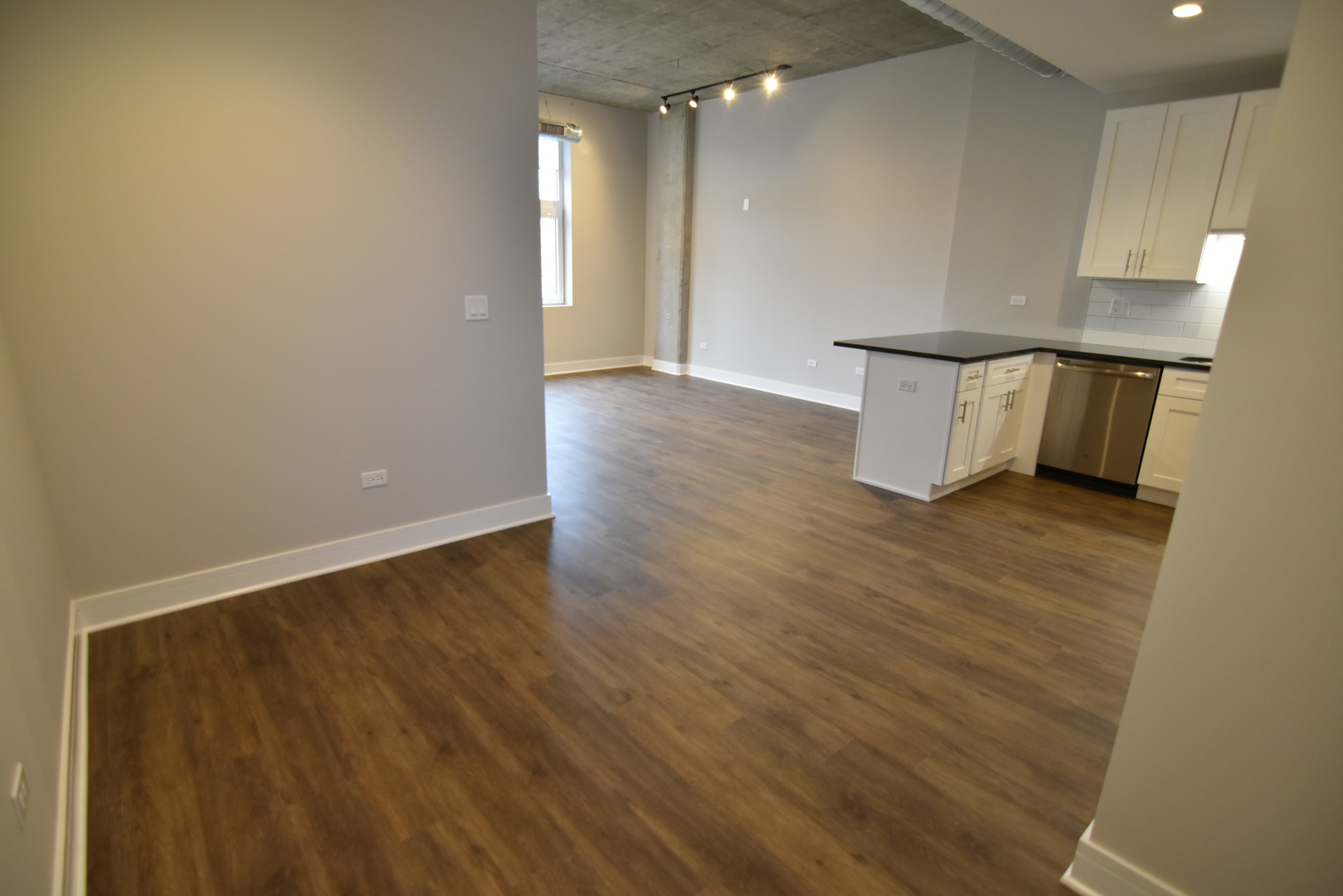 3833 North Broadway, Unit 620 Chicago, IL 60613 - Photo 8 of 16
