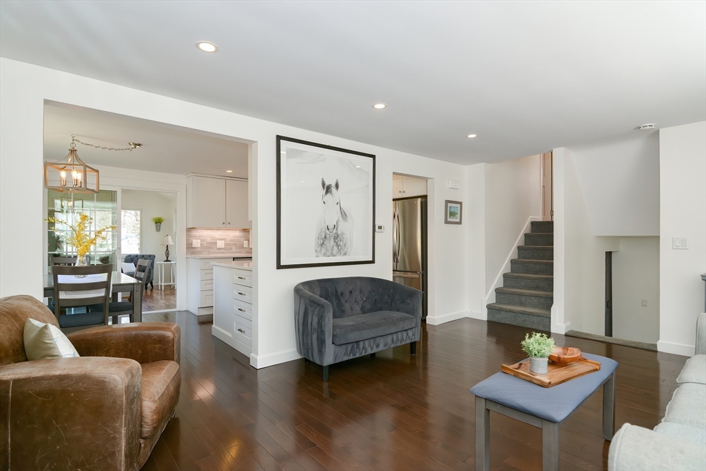 99 Dorset Road Holliston, MA 01746 - Photo 8 of 32 Gallery Image 8