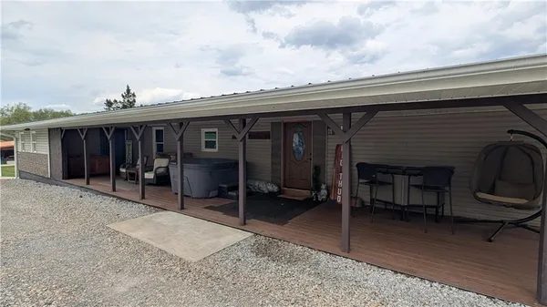 $260,000 | 203 Colvin Road, Greensboro, PA 15338