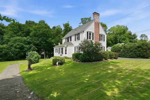 $474,900 | 211 Main Street, Wilbraham, MA 01095