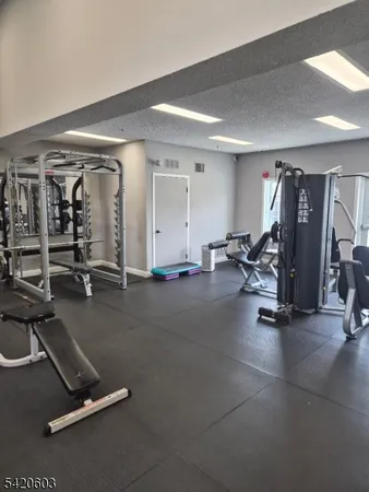 $455,000 | 16 Dunbar Court, Bedminster, NJ 07921