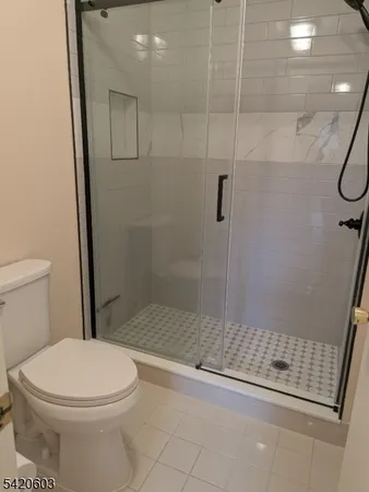 $455,000 | 16 Dunbar Court, Bedminster, NJ 07921