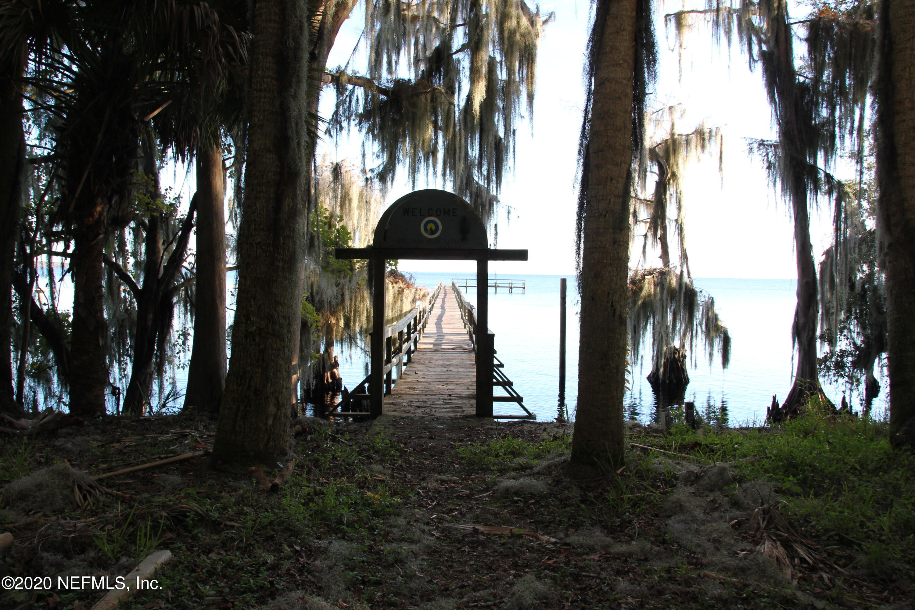 139 Whispering Pines Road Georgetown, FL 32139 - Photo 26 of 42 Private Dock on Lake George
