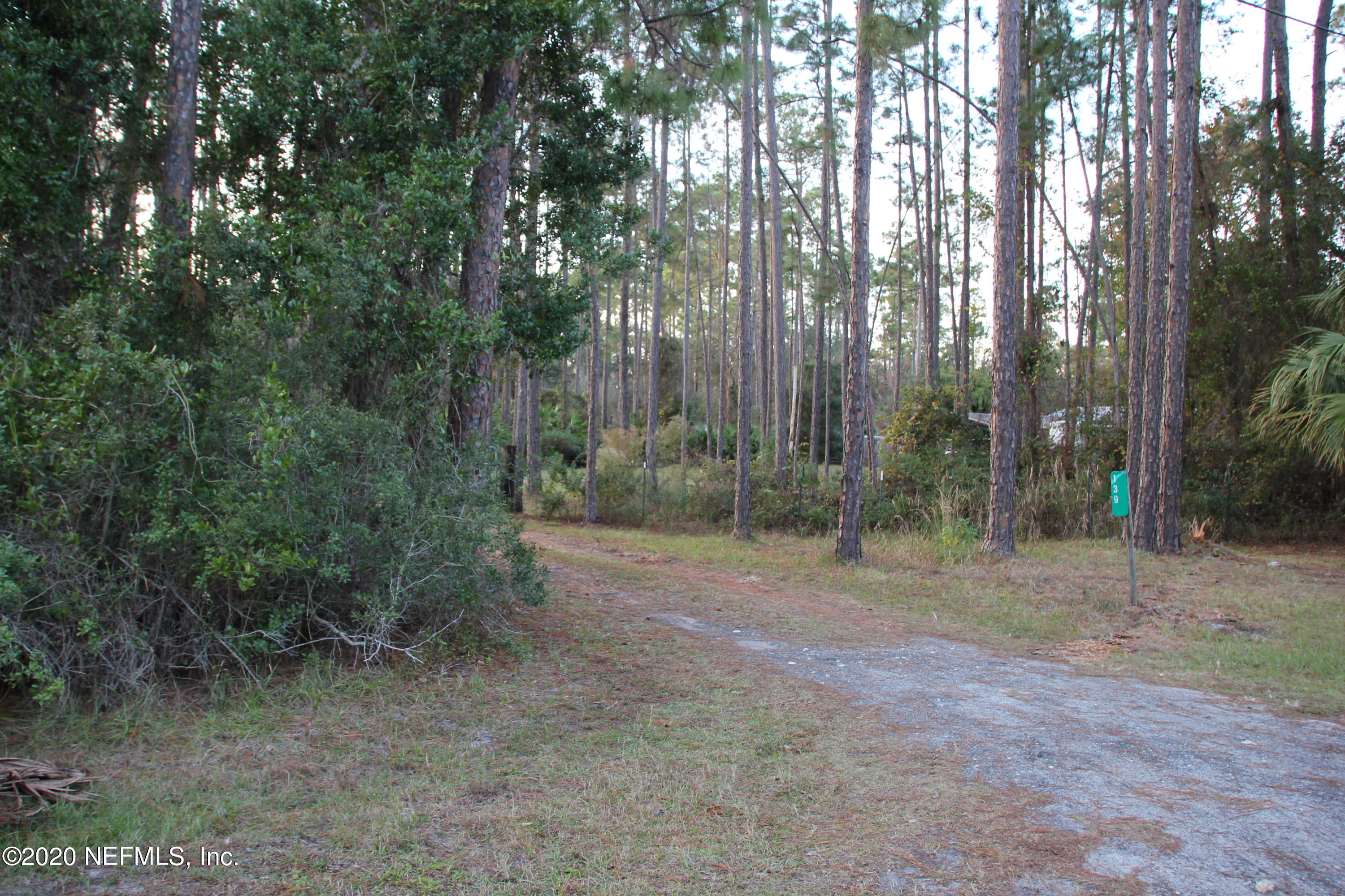 139 Whispering Pines Road Georgetown, FL 32139 - Photo 3 of 42 139 Entrance From street