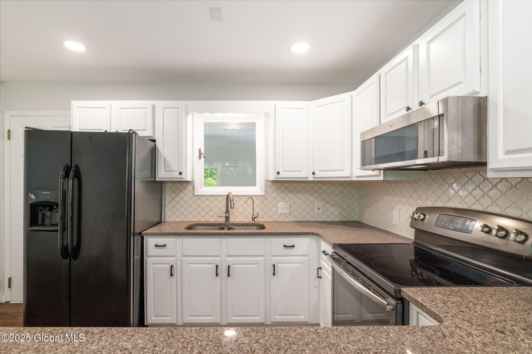 213 Paisley Road Milton, NY 12020 - Photo 10 of 45 11-213PaisleyRd_11