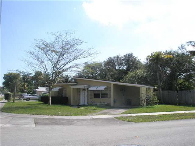 100 Marion Road Hollywood, FL 33023 - Photo 1 of 12 Exterior Front