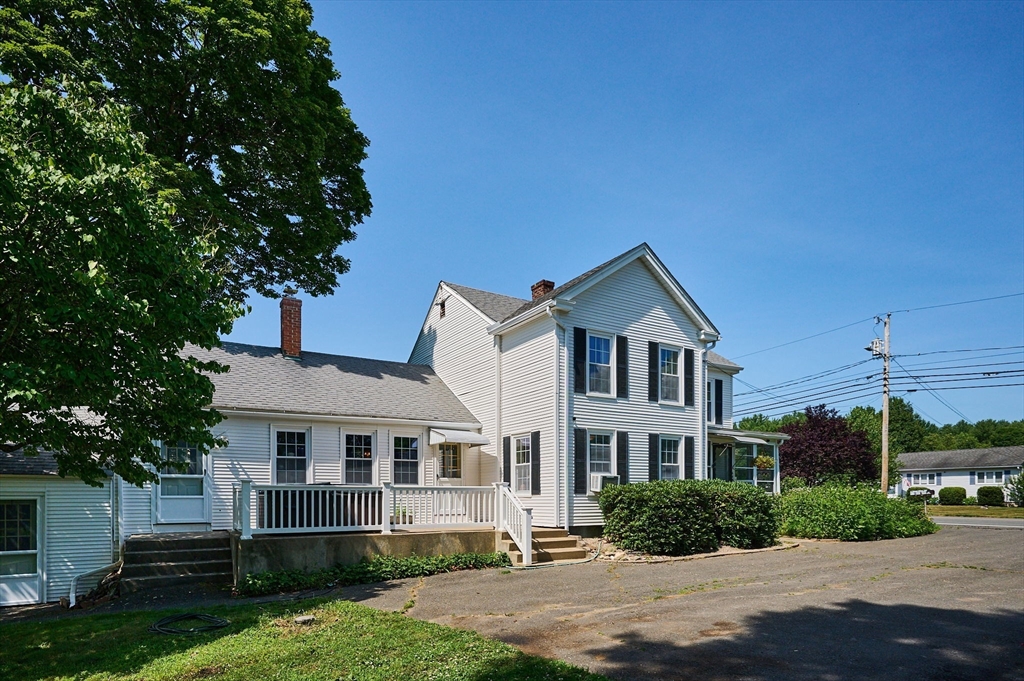 666 Montgomery Road Westfield, MA 01085 - Photo 6 of 42