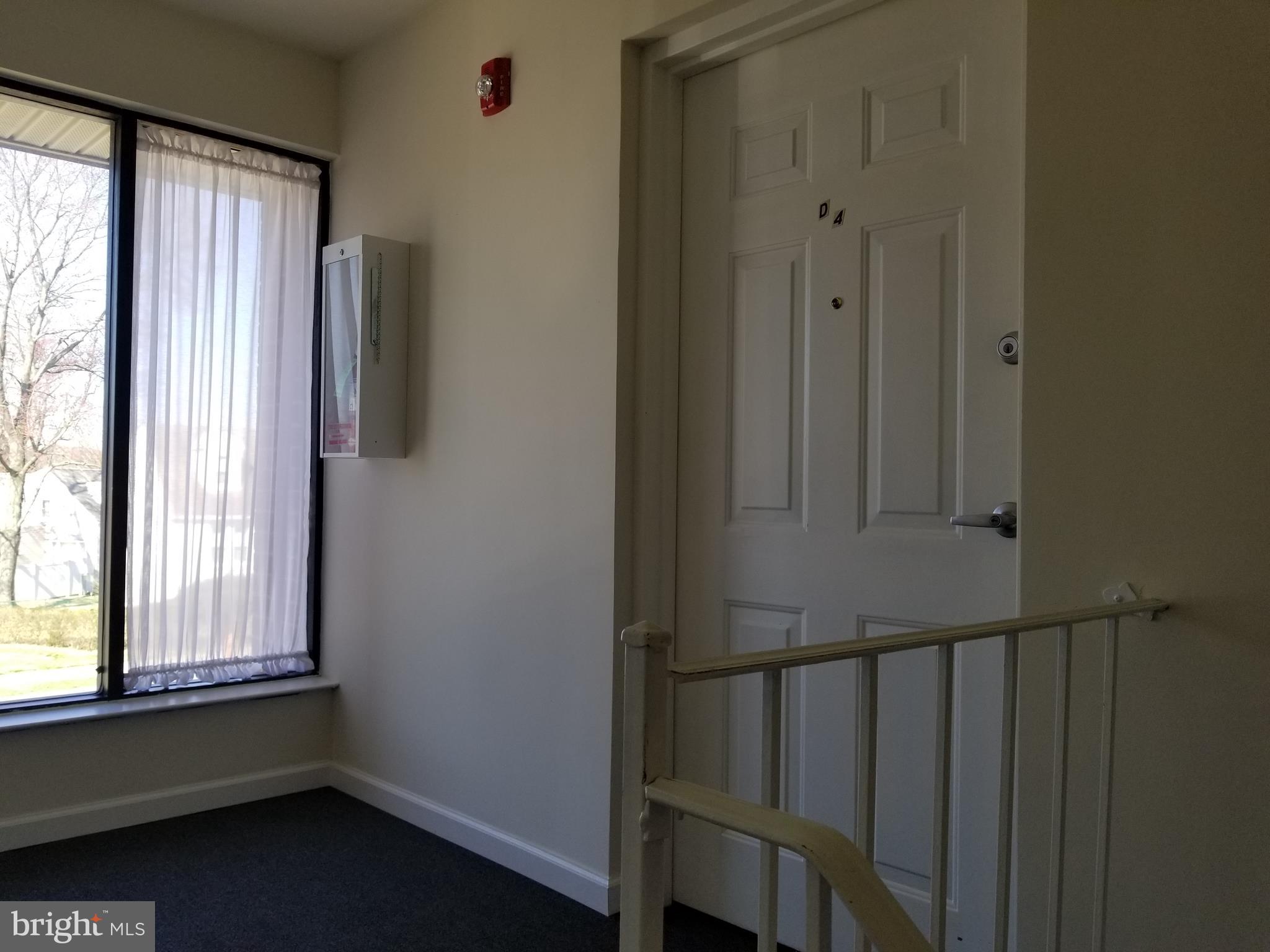 2089 Welsh Road, Unit D4 Philadelphia, PA 19115 - Photo 3 of 23 Entrance to Unit