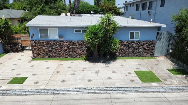 $2,995,000 | 12315 Burbank Boulevard, Valley Village, CA 91607