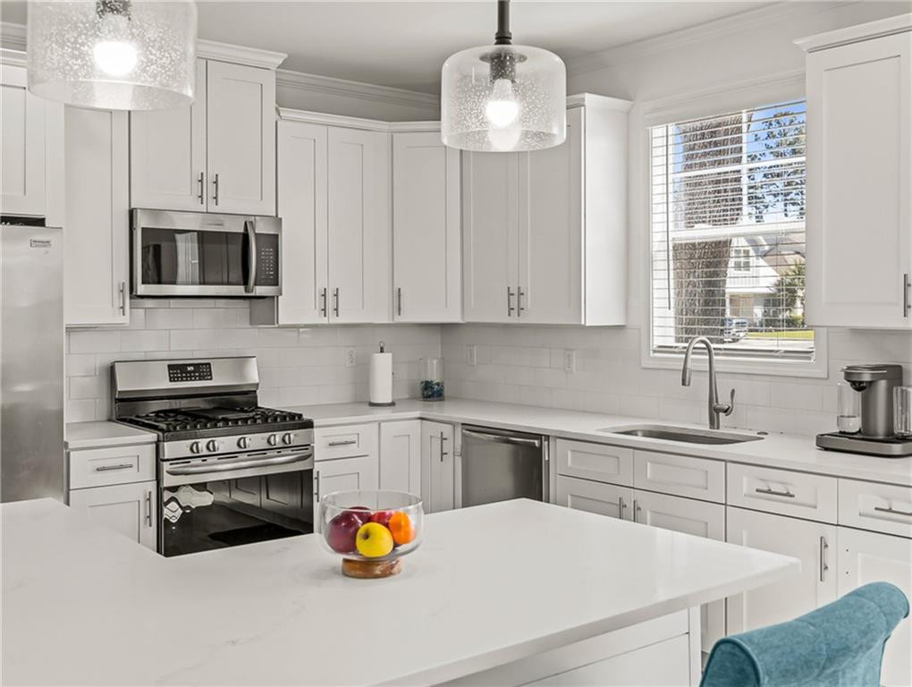 1038 Captains Cv Way St. Simons Island, GA 31522 - Photo 11 of 22 Photo 11