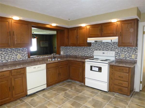2 A Herbert Road Worcester, MA 01602 - Photo 7 of 21