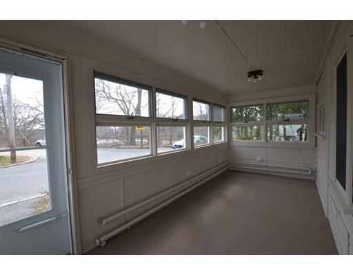 149 Park East Providence Ri 02915 Riverside, RI 02915 - Photo 3 of 21 Gallery Image 3
