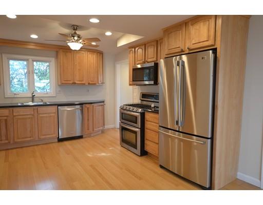 149 Park East Providence Ri 02915 Riverside, RI 02915 - Photo 5 of 21 Gallery Image 5