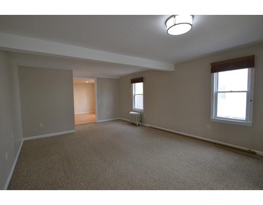 149 Park East Providence Ri 02915 Riverside, RI 02915 - Photo 9 of 21 Gallery Image 9