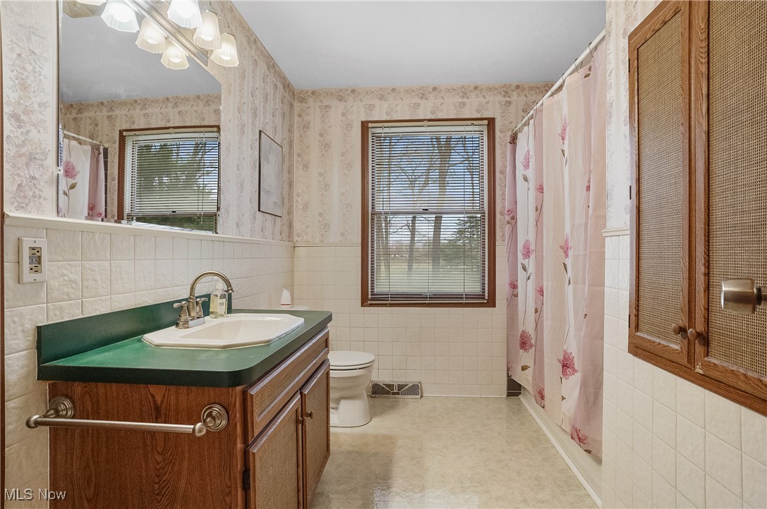 6781 Booth Road Ravenna, OH 44266 - Photo 10 of 32 Gallery Image 10