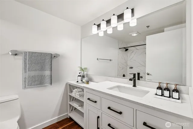 $599,000 | 1425 Dexter Avenue North, Unit 611, Seattle, WA 98109